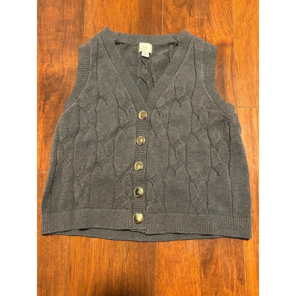 Cable knit vest TARGET